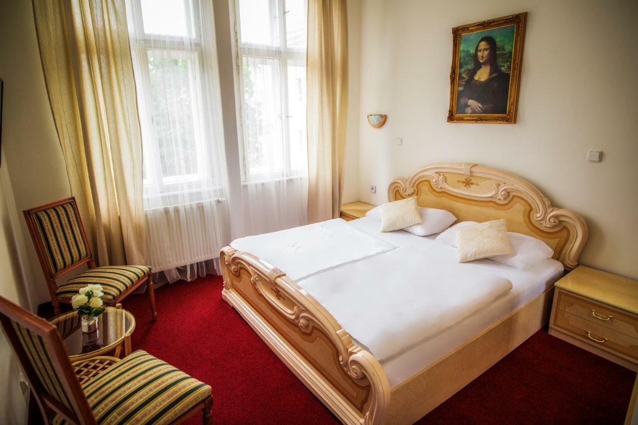 Hotel Dejmalik Litoměřice Bagian luar foto